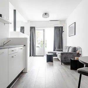  Apartment Kings Square